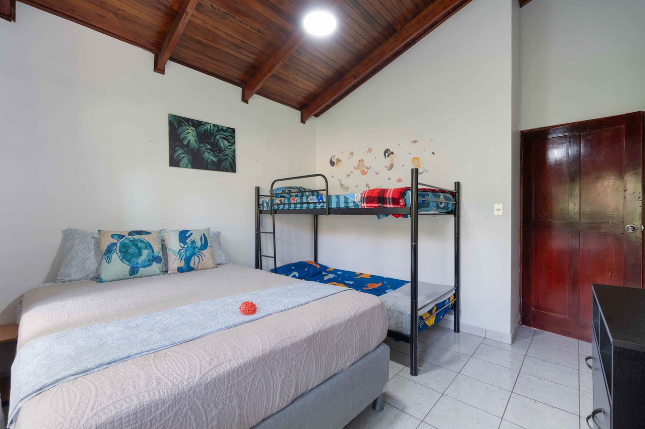 Casa de Cangrejo 401 AB, Villaggio II | Near the Coast Condominium For Sale in Playa Potrero
