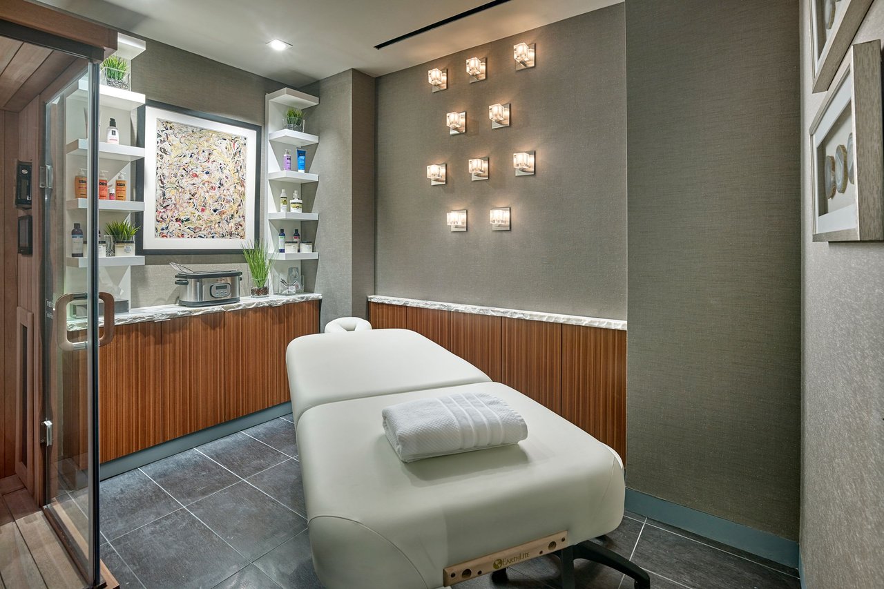 500 Walnut - The Penthouse