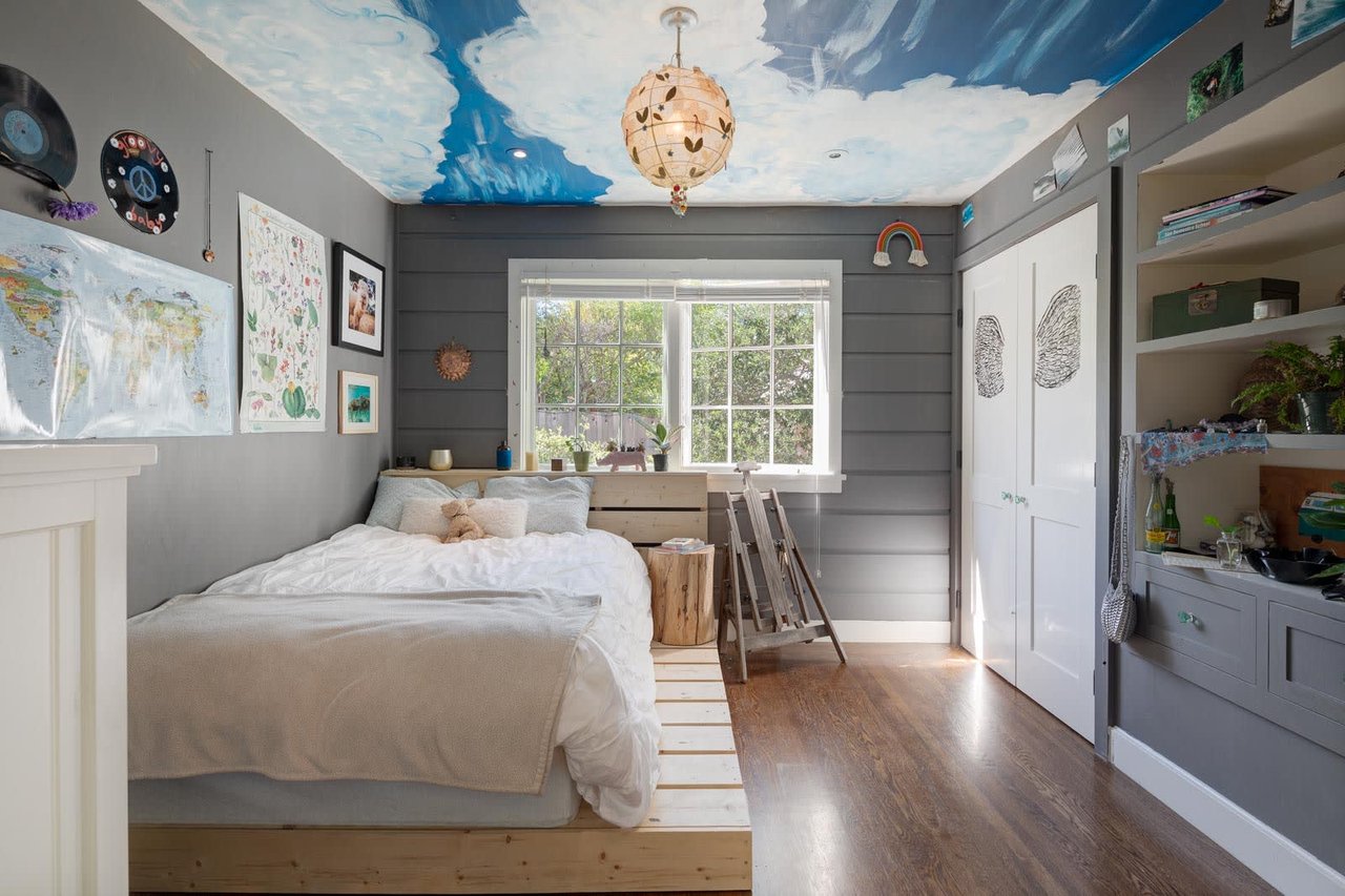 151 Meadowcroft Drive, San Anselmo