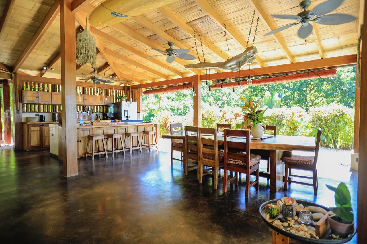 Balinese Vacation Rental Estate, Santa Teresa, Puntarenas