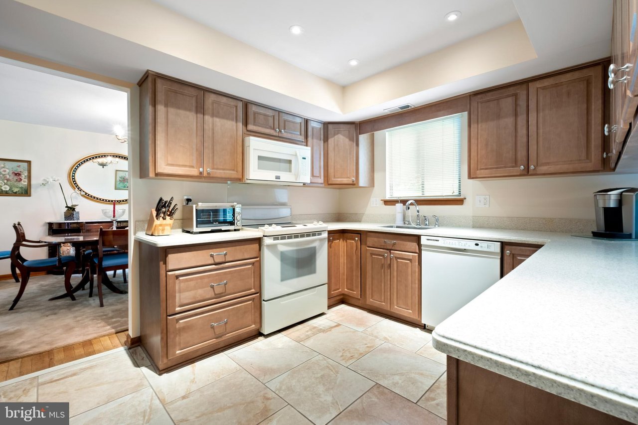 31 Lynne Cir