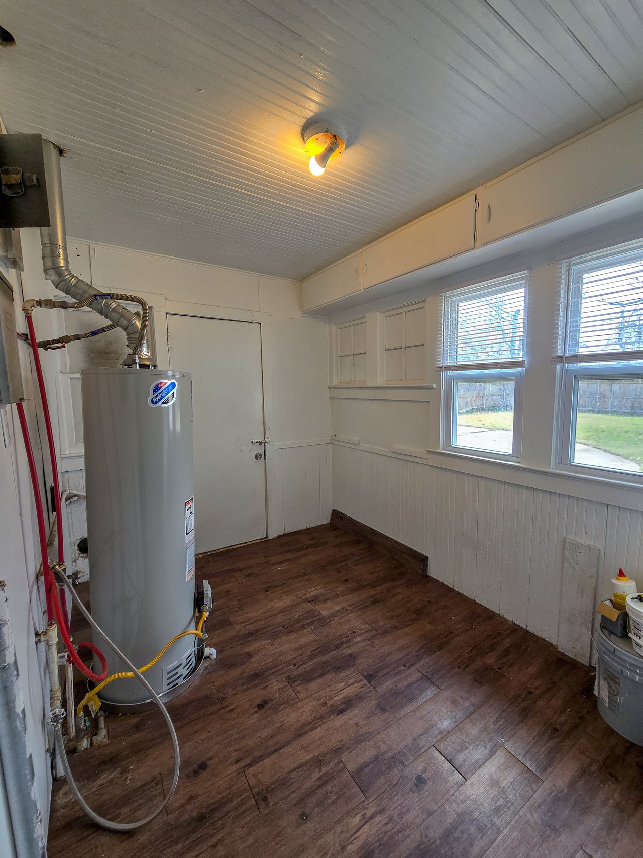 810 N Kickapoo
