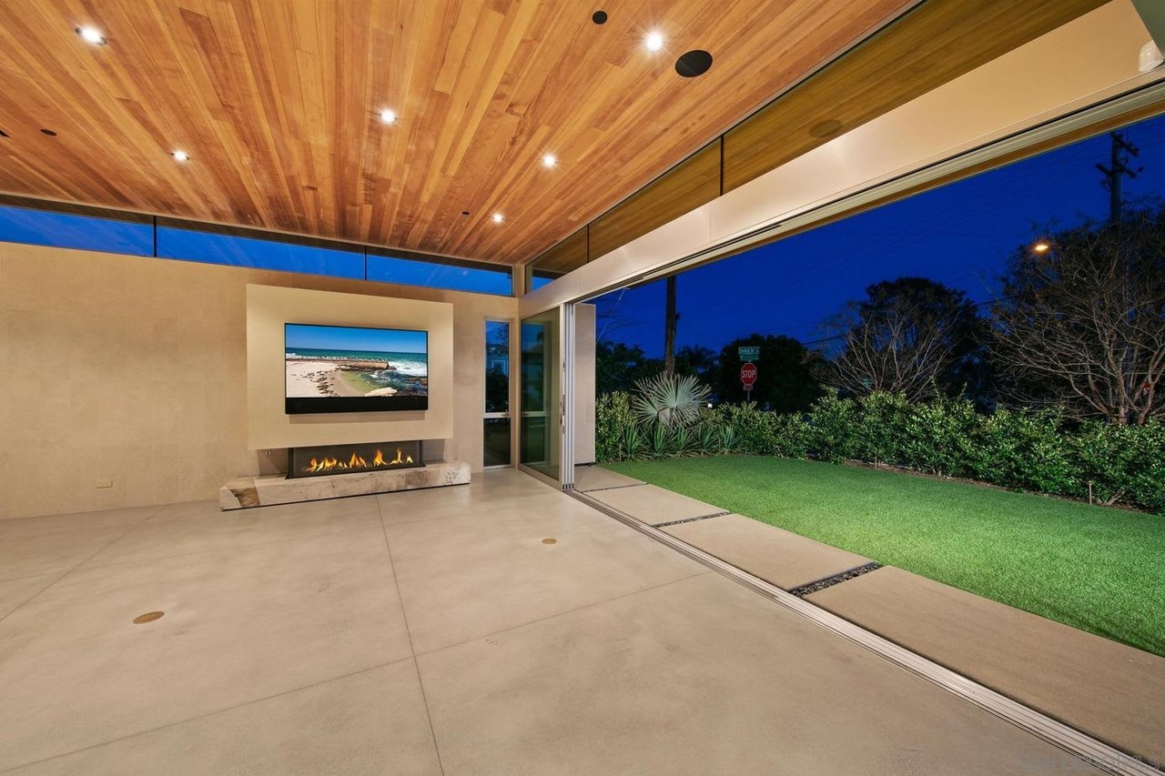 664 Cornish Dr property image