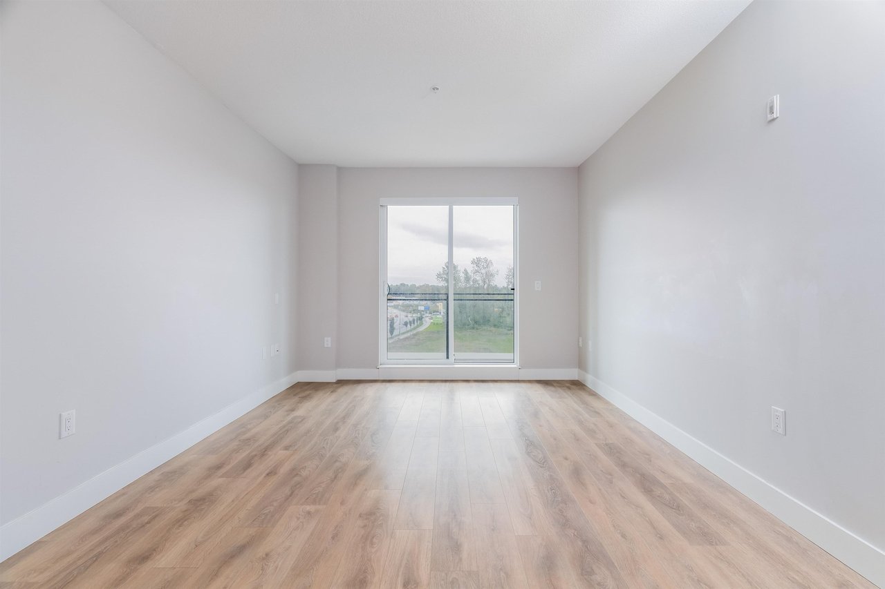 507-3588 Sawmill Cres