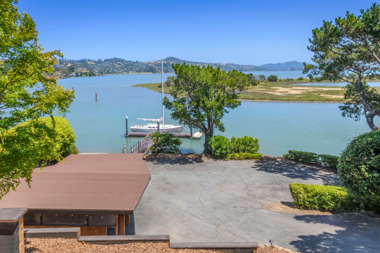 Waterfront Legacy Estate with Private Dock & San Francisco City Views