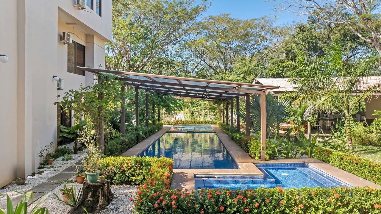 Multi Unit Apartment Complex, Tamarindo, Guanacaste