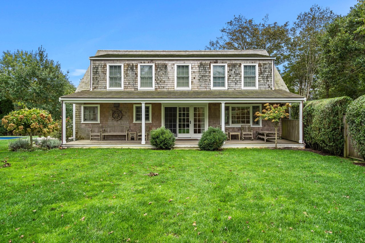 6 Oak Hollow Ln