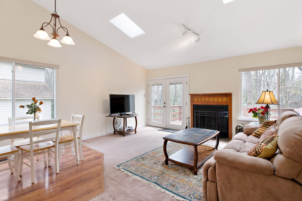 1457 Lockett Ridge Road