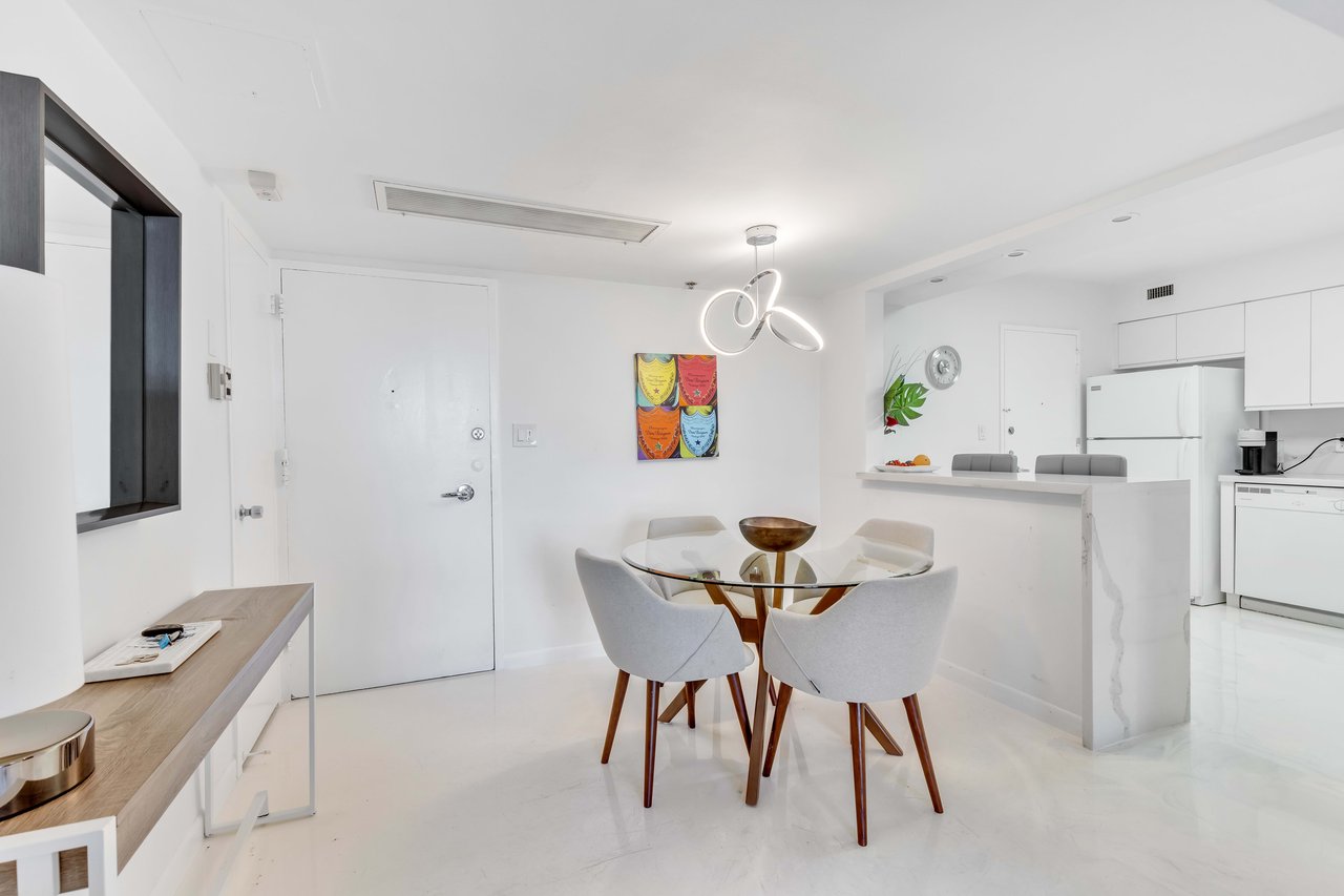 5161 Collins Ave #411 Miami Beach FL-33140