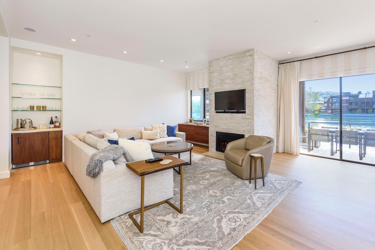 Impeccable Waterfront Lagoon Condominium- Represented Seller