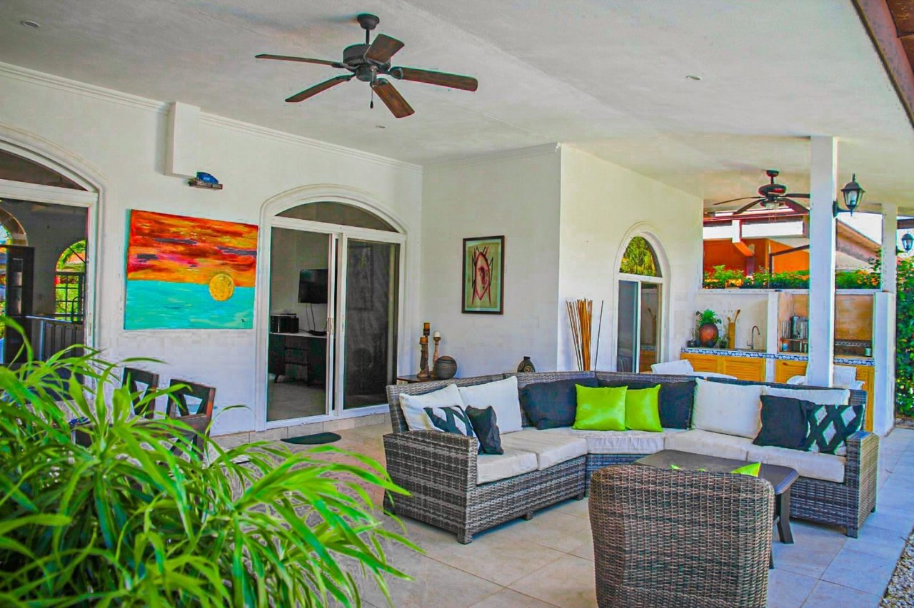 Remodeled Gated Community Home, Jaco, Puntarenas