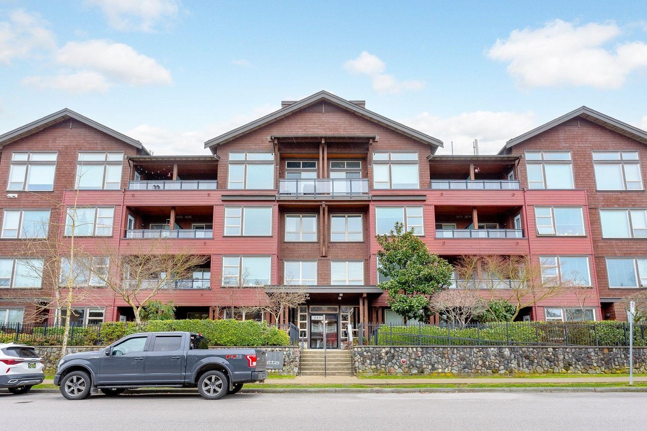 406-240 Salter St