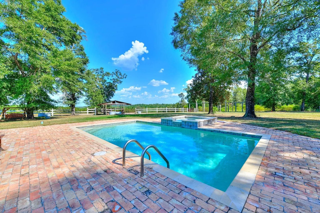 1651 Magnolia Road