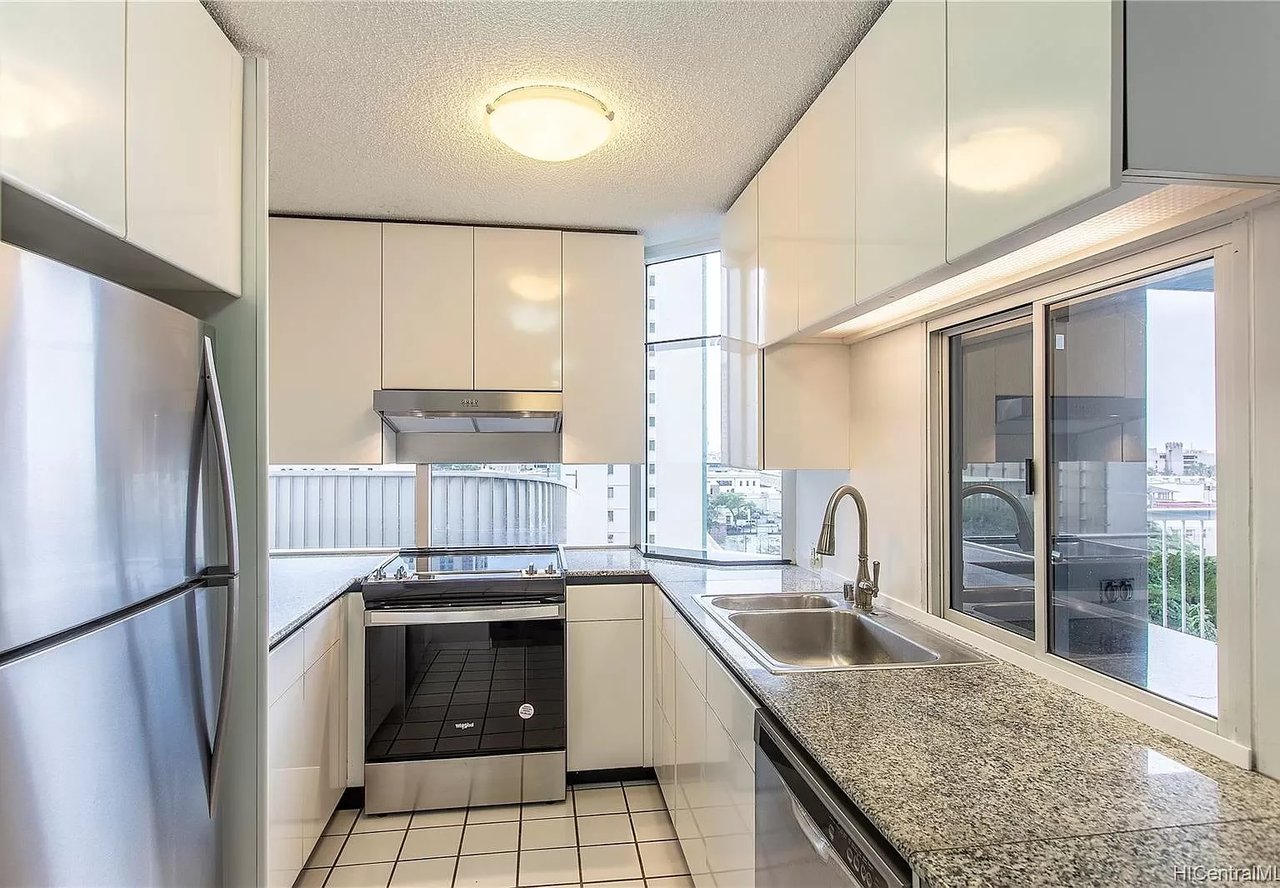 1212 Nuuanu Avenue Unit 804