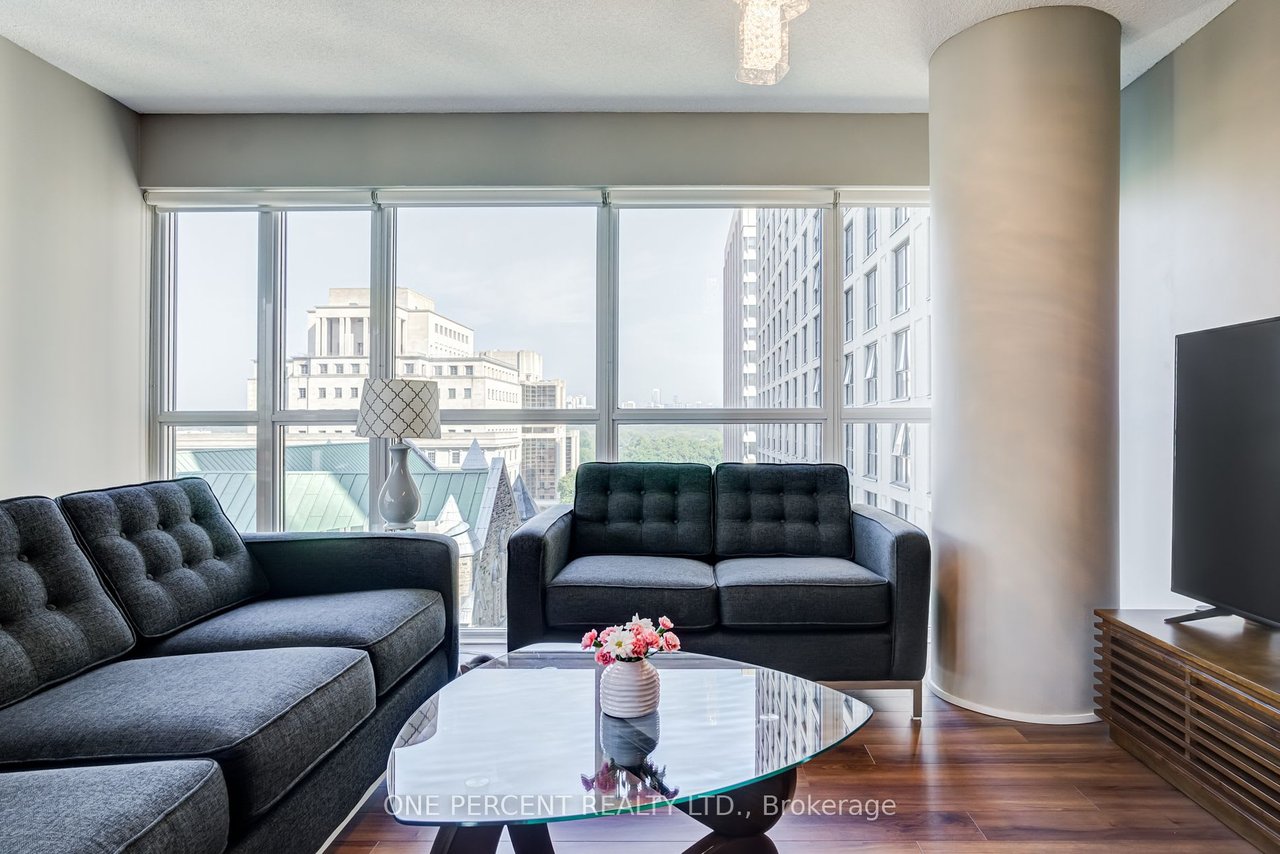28 Ted Rogers Way 1109