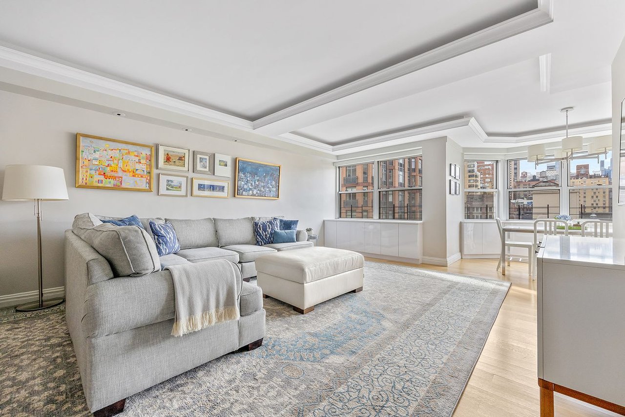 155 East 76th Street Unit 10D