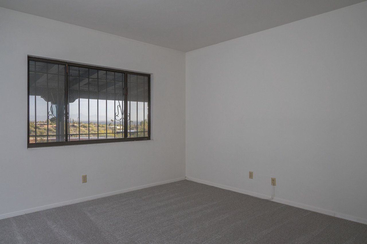 Highly Sought After Skyline Bel-Air Community