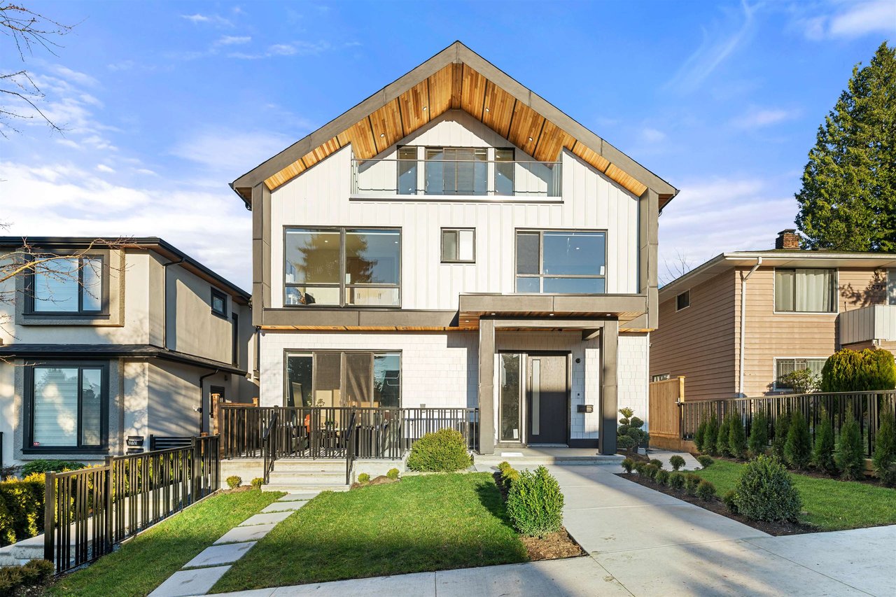 1-3559 Haida Dr