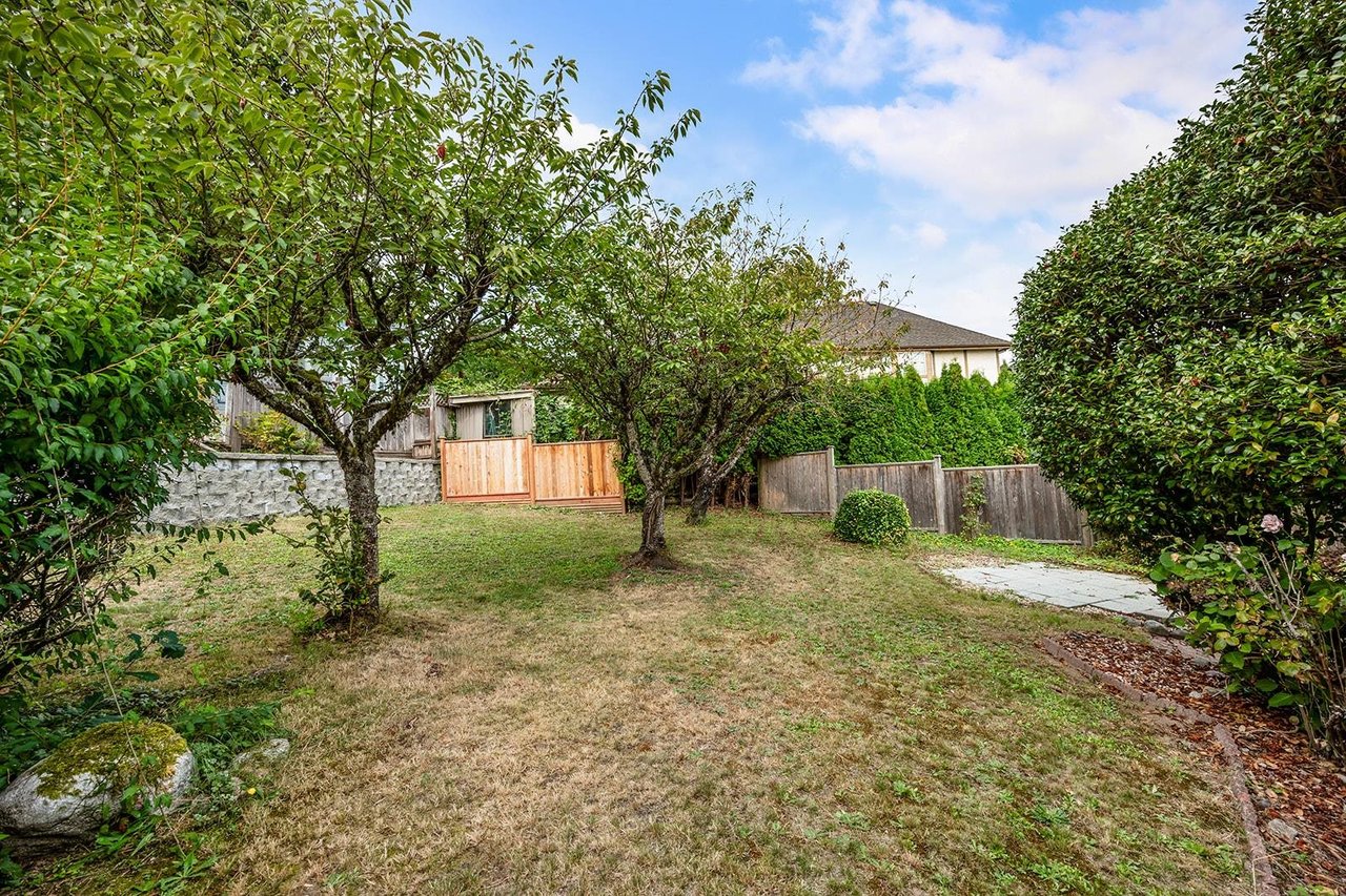 2850 Mara Dr