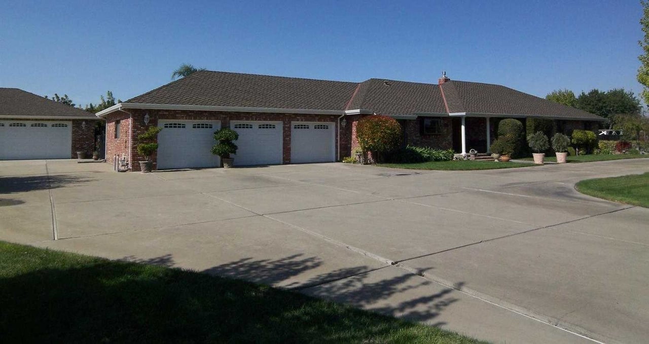 1511 Garnica Drive