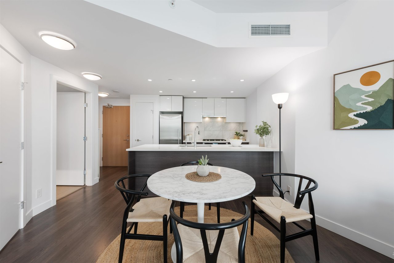 607-3557 Sawmill Cres