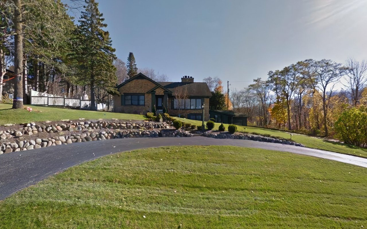 200 Sunset Ave