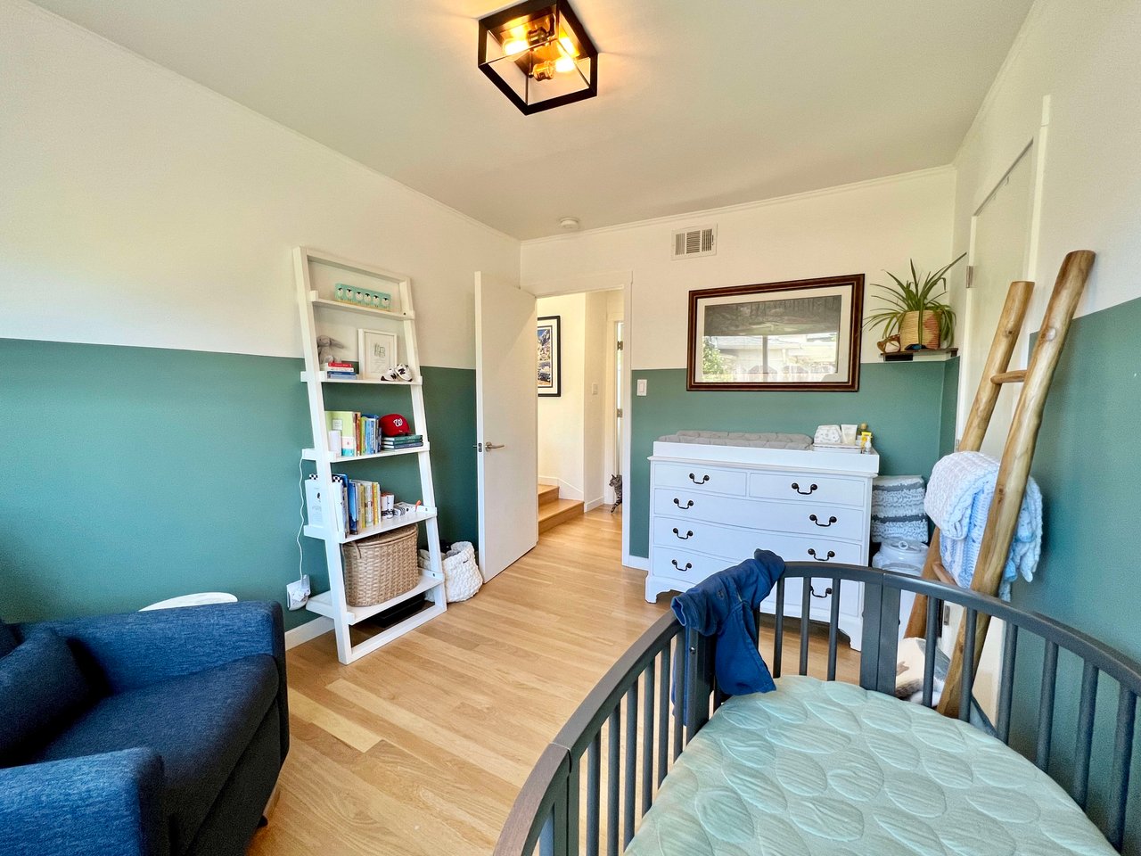 OFF-MARKET: 46 Mohawk Ave