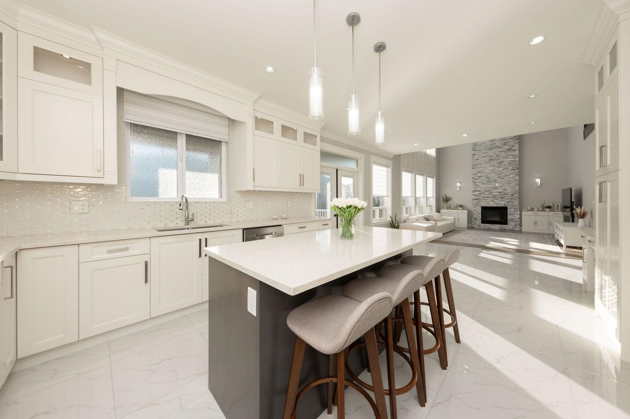 35280 Mcewen Ave