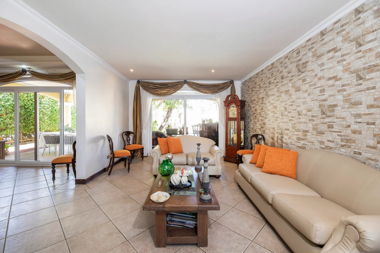 Private Pool Main Suite Residence, Santa Ana, San Jose