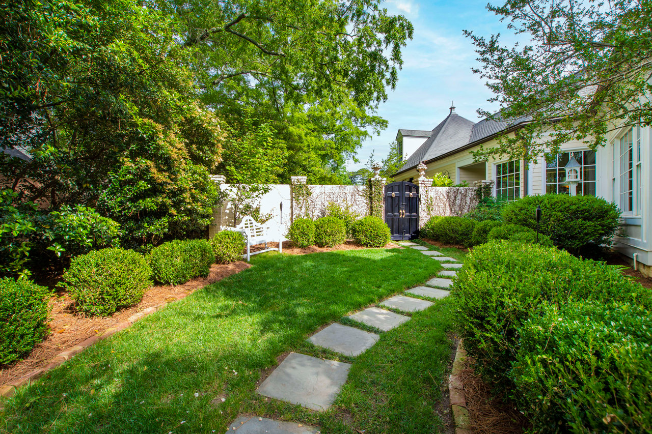 Cape Cod Elegance in Drewry Hills | Raleigh, NC