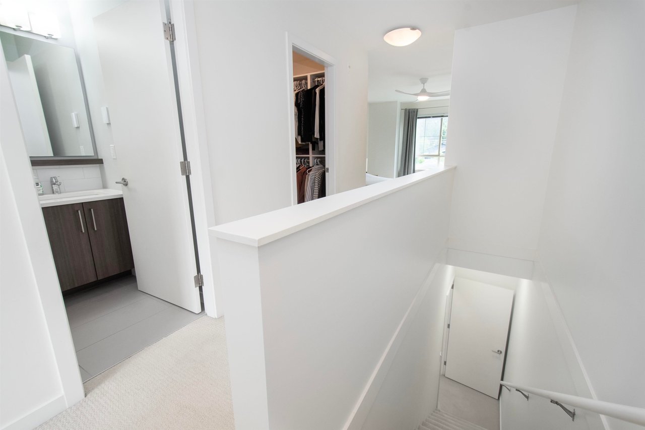 14-433 Seymour River Pl