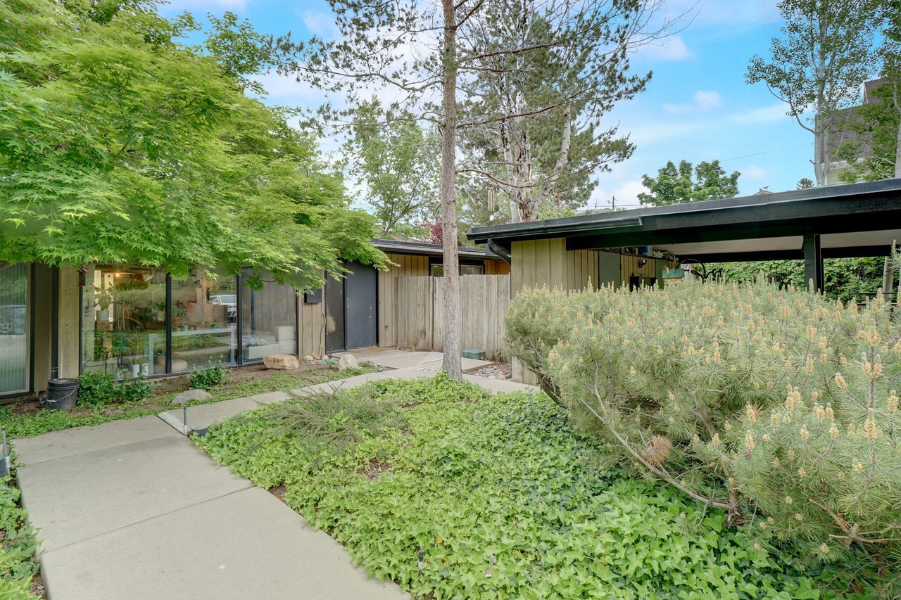 2167 E Claybourne Ave