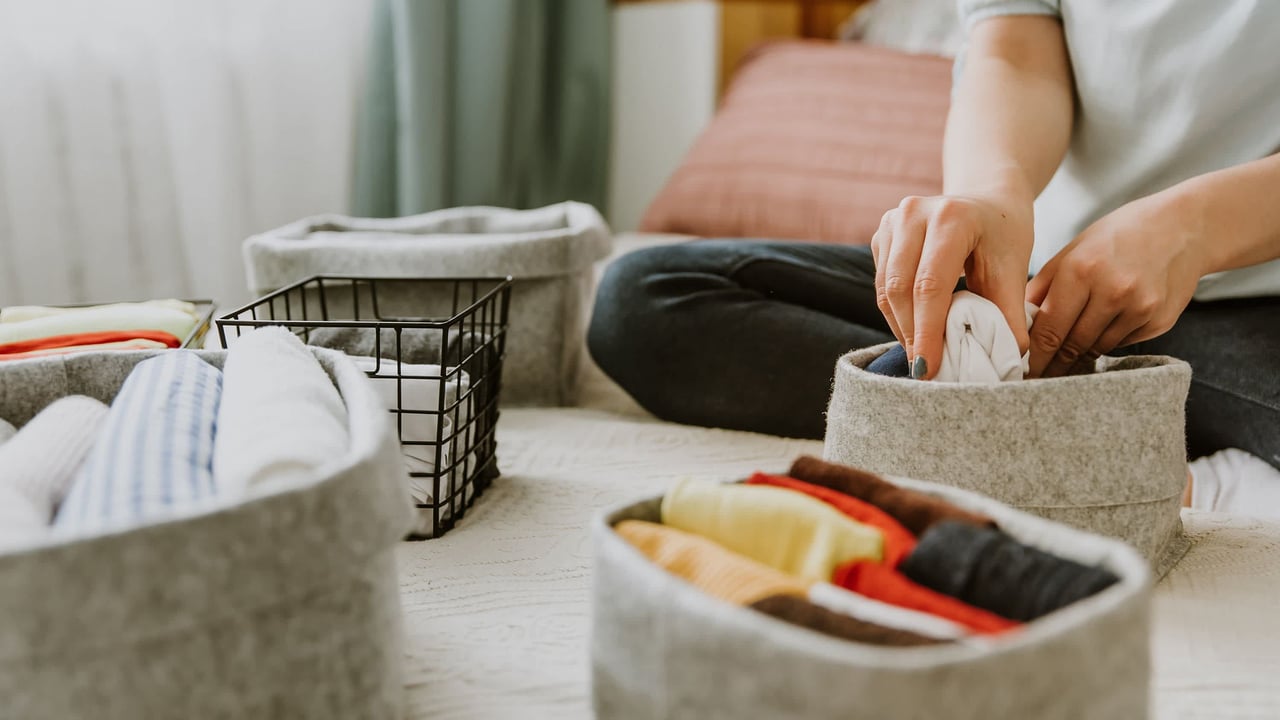 Decluttering Your Closet