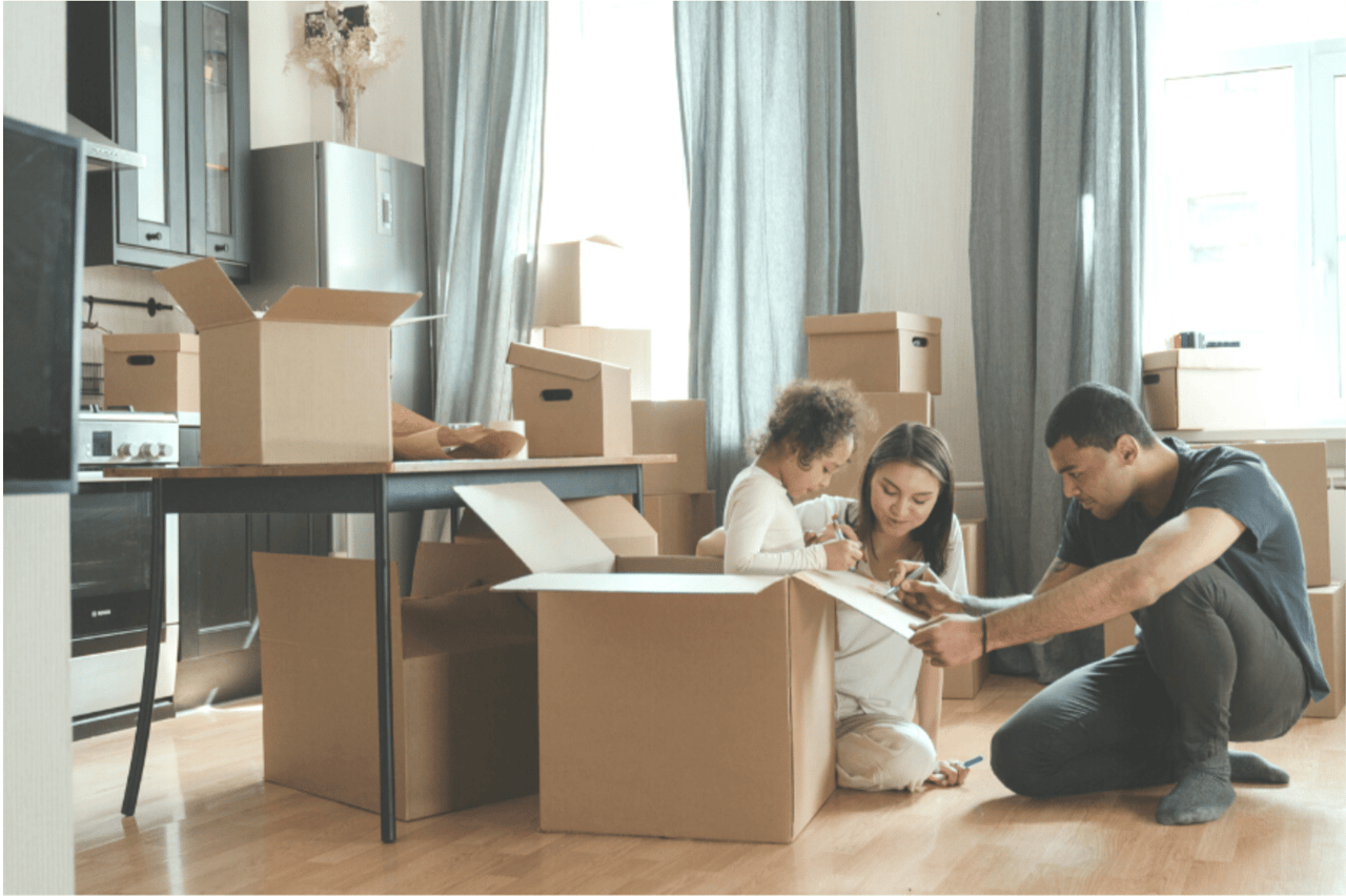 REAL ESTATE RELOCATION GUIDE: 7 STEPS TO A SEAMLESS MOVE
