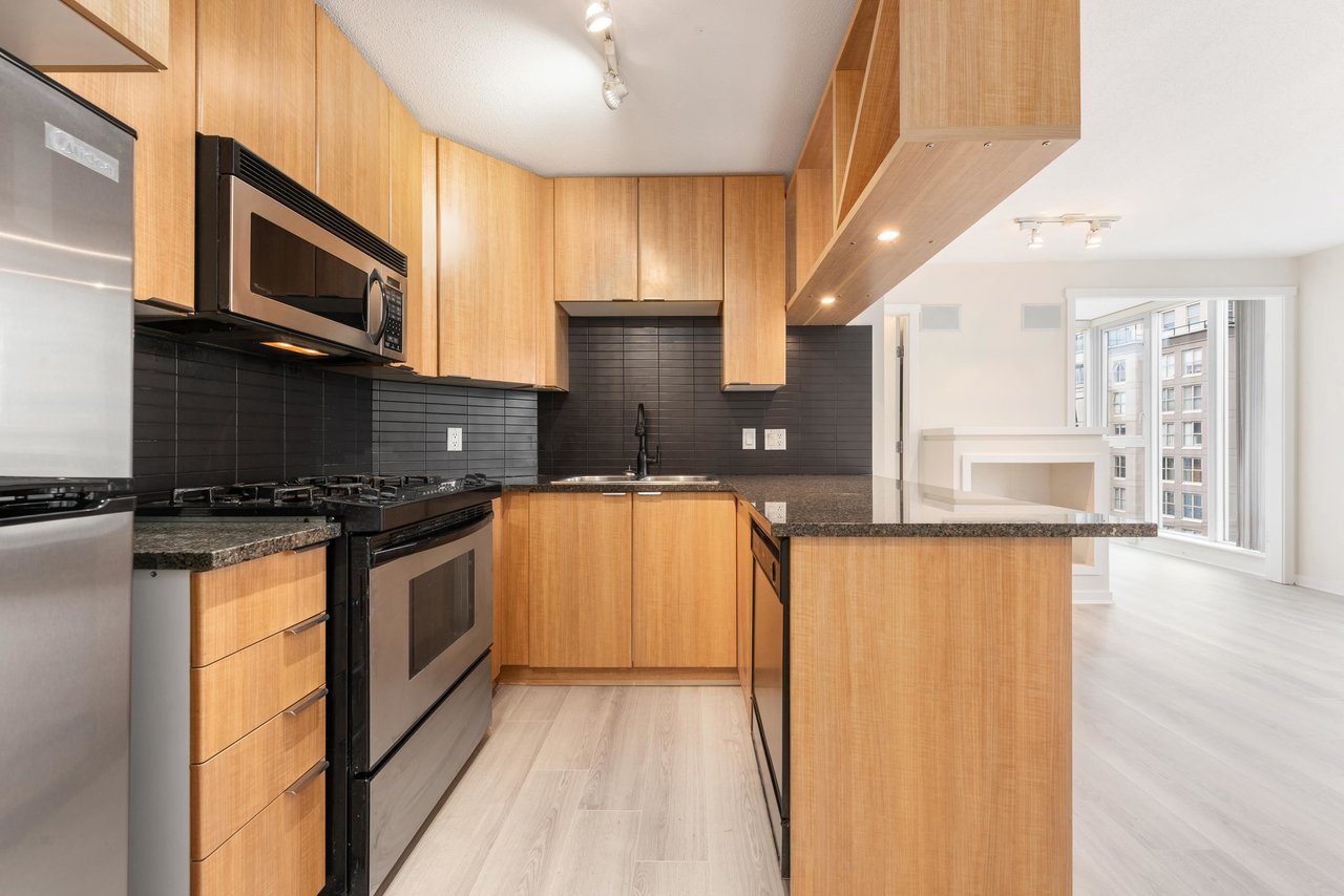 1902-1010 Richards Street, Vancouver