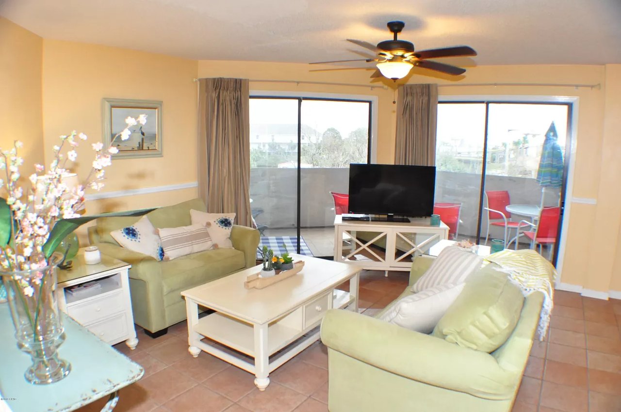 8730 Thomas Drive Unit 1201B