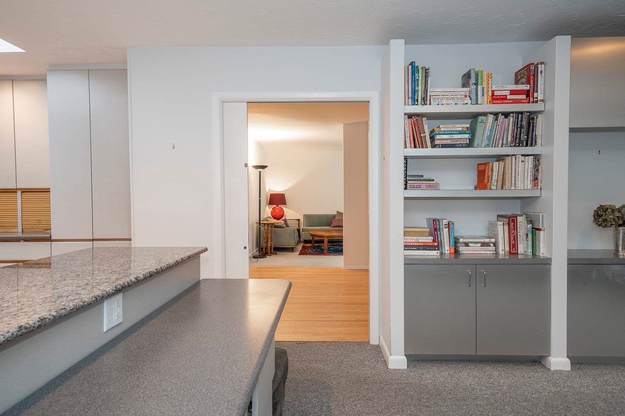 Modern Single Family Home 