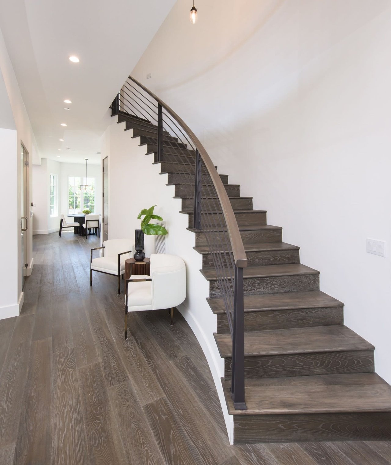 2626 Orchard Ave