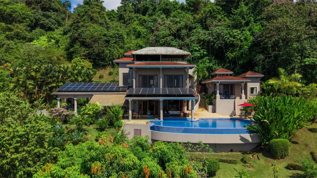 Solar Powered Coastal Luxury Estate, Dominical, Puntarenas