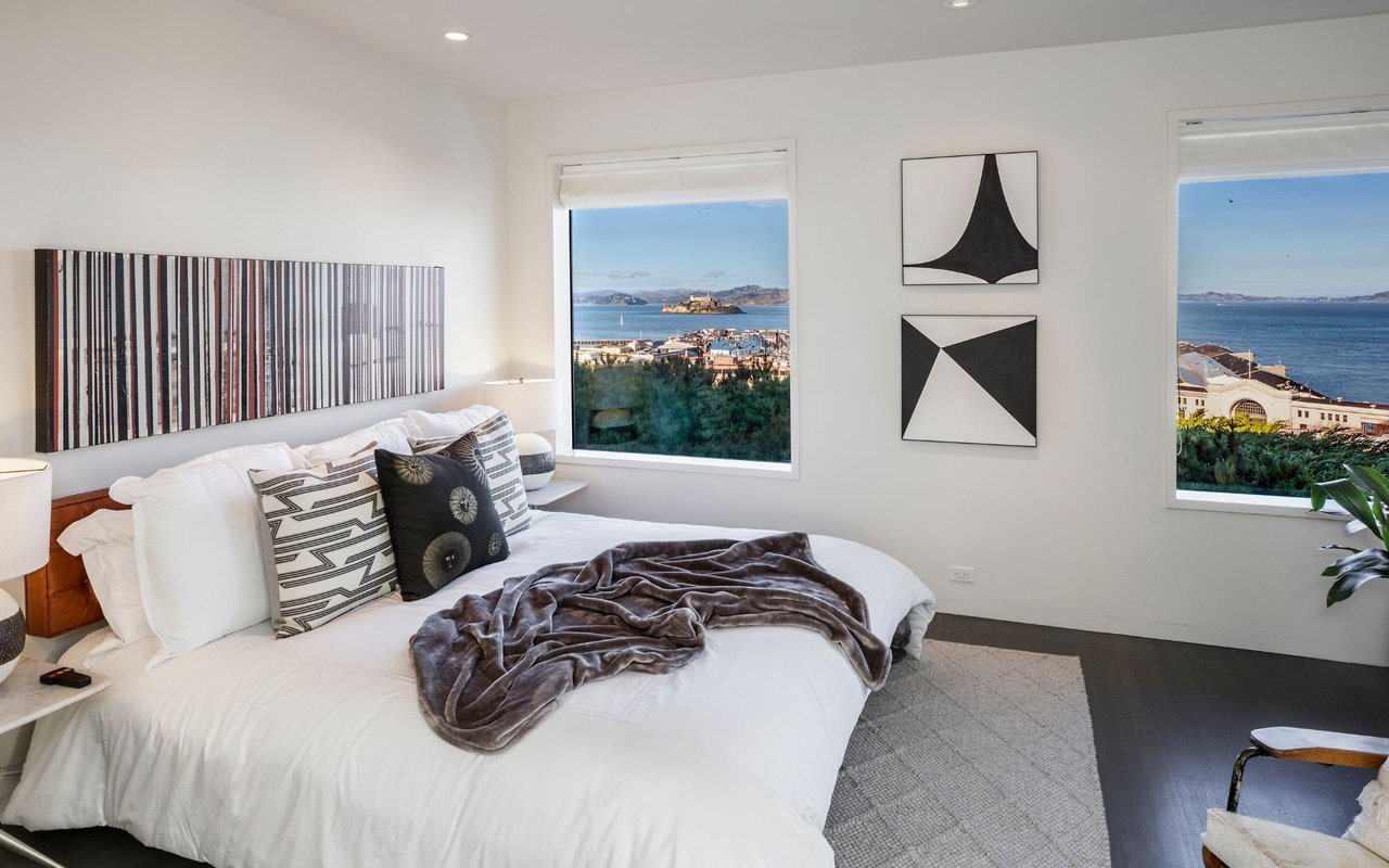 William Wurster-Designed Bay-View Home