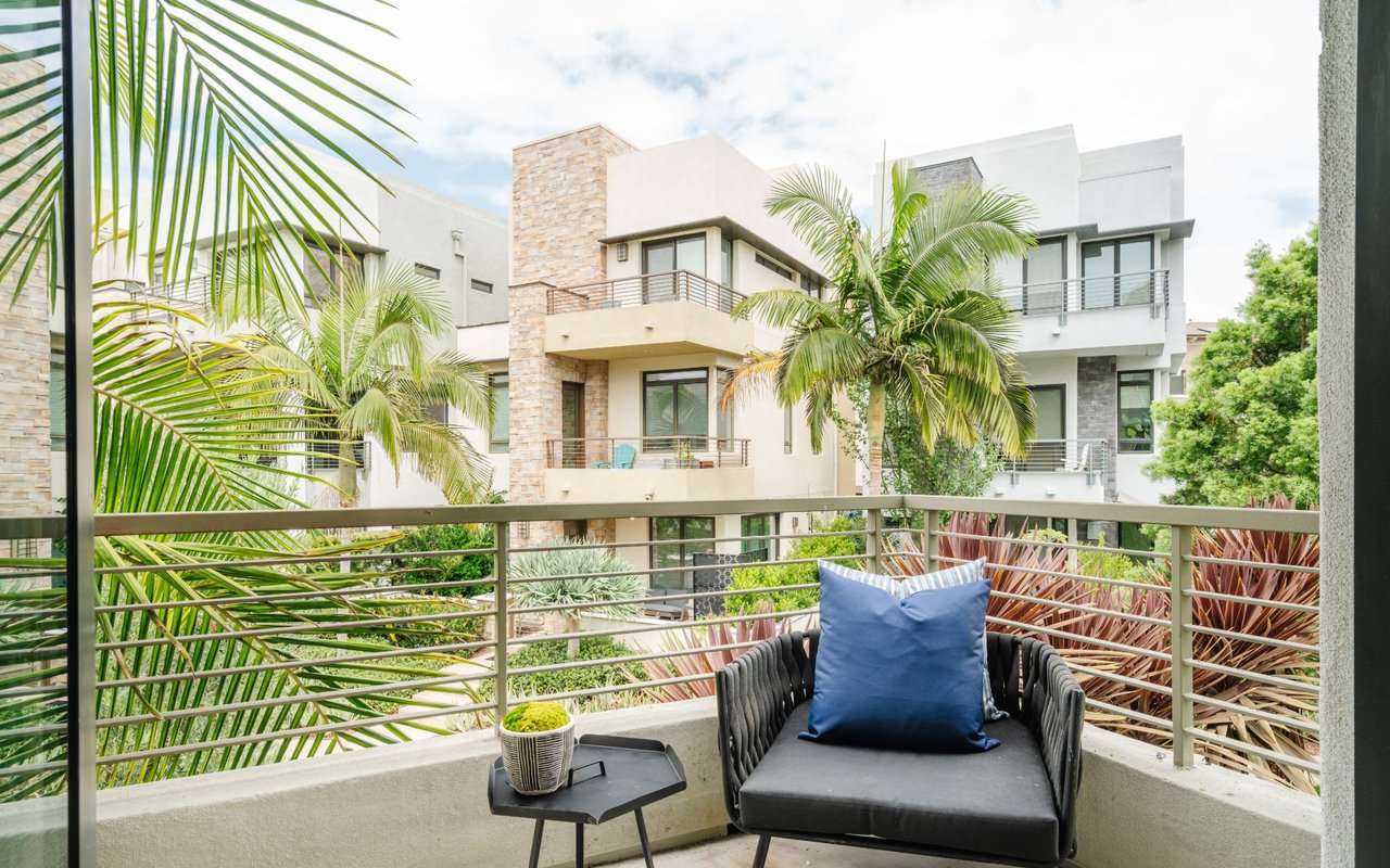 5840 W Seaglass Cir
