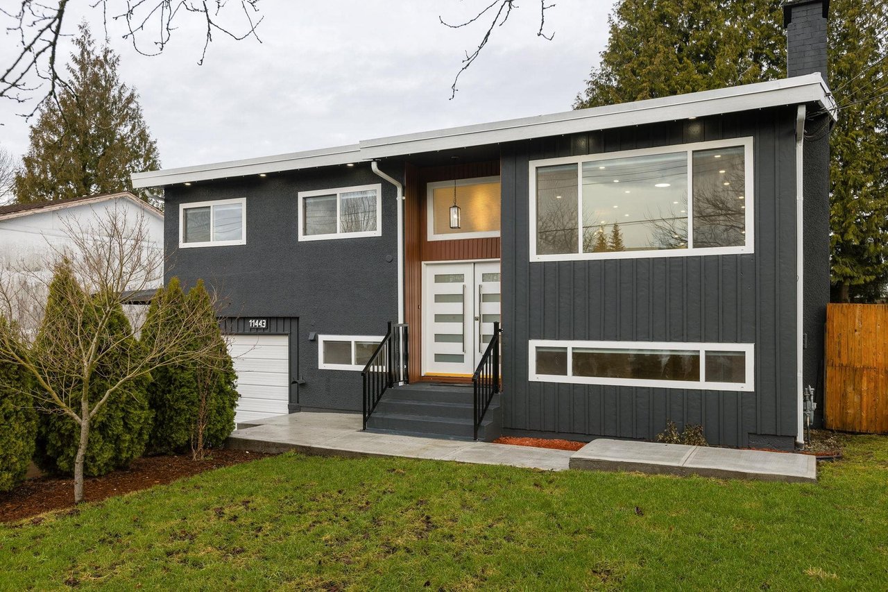 11443 87 Ave