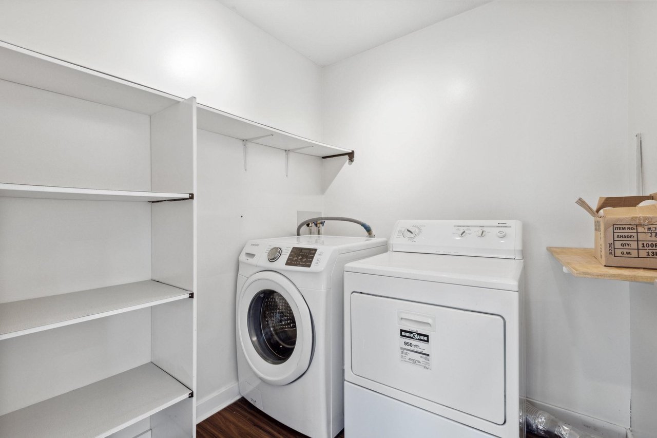 150 E 17th Ave