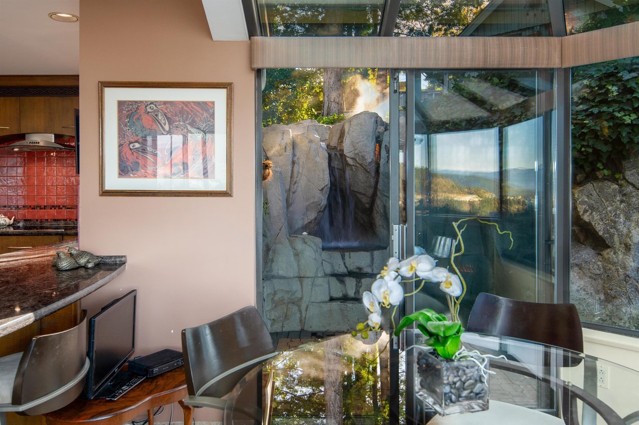 5270 Aspen Cres