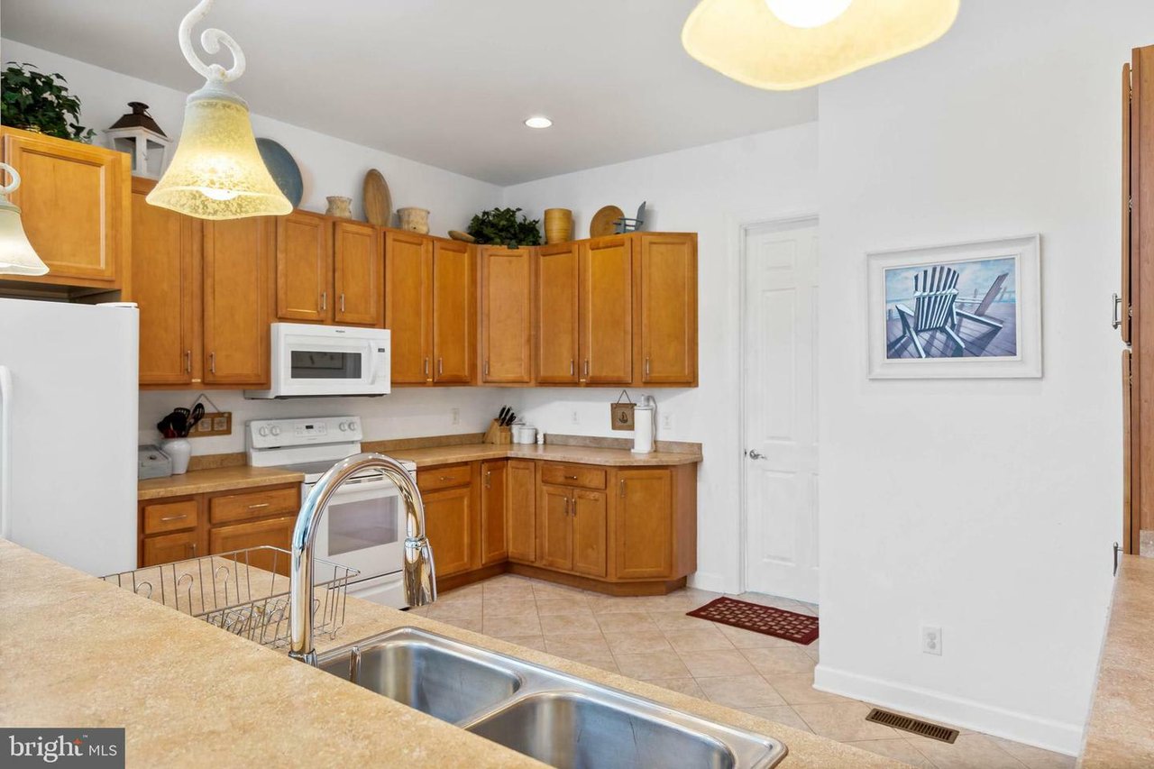11661 Resort Dr