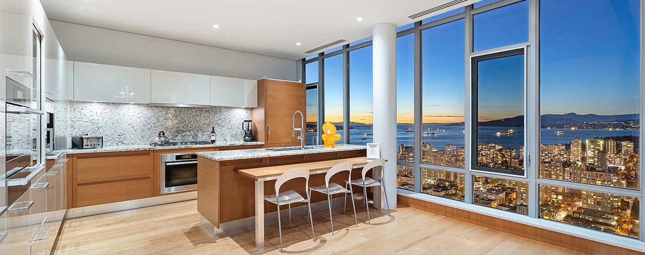 Top-Tier Real Estate: Spring 2022 State of Luxury Report