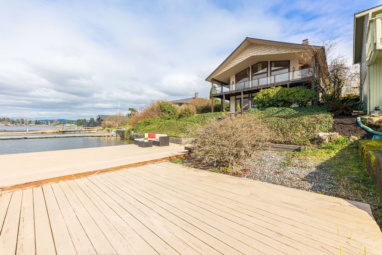 The Lake Stevens Waterfront Estate