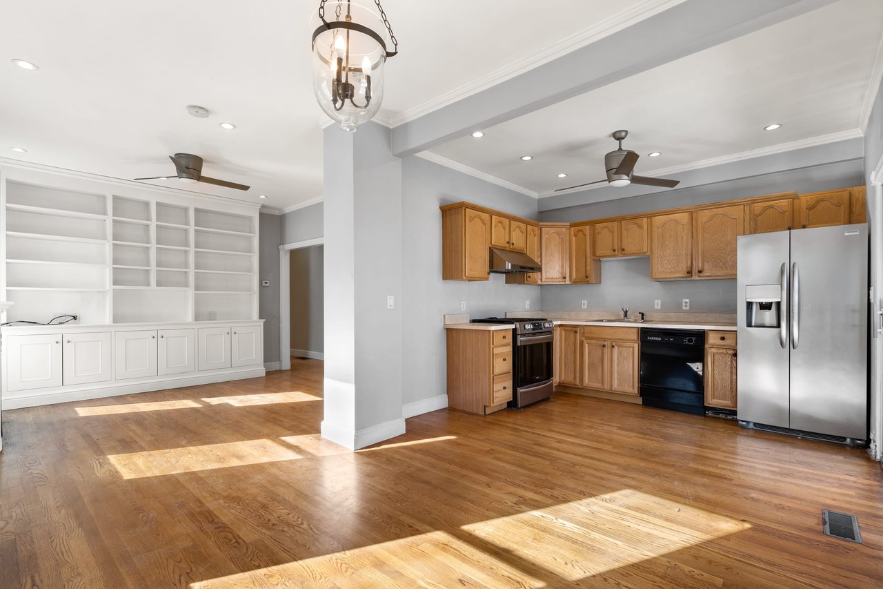 2 Flint Place
