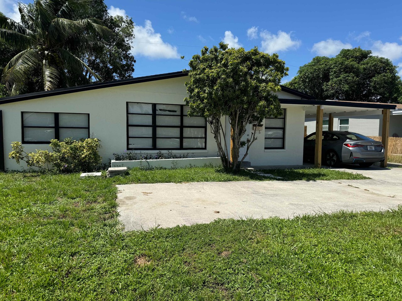 632 NW 19th St Pompano Beach FL-33060