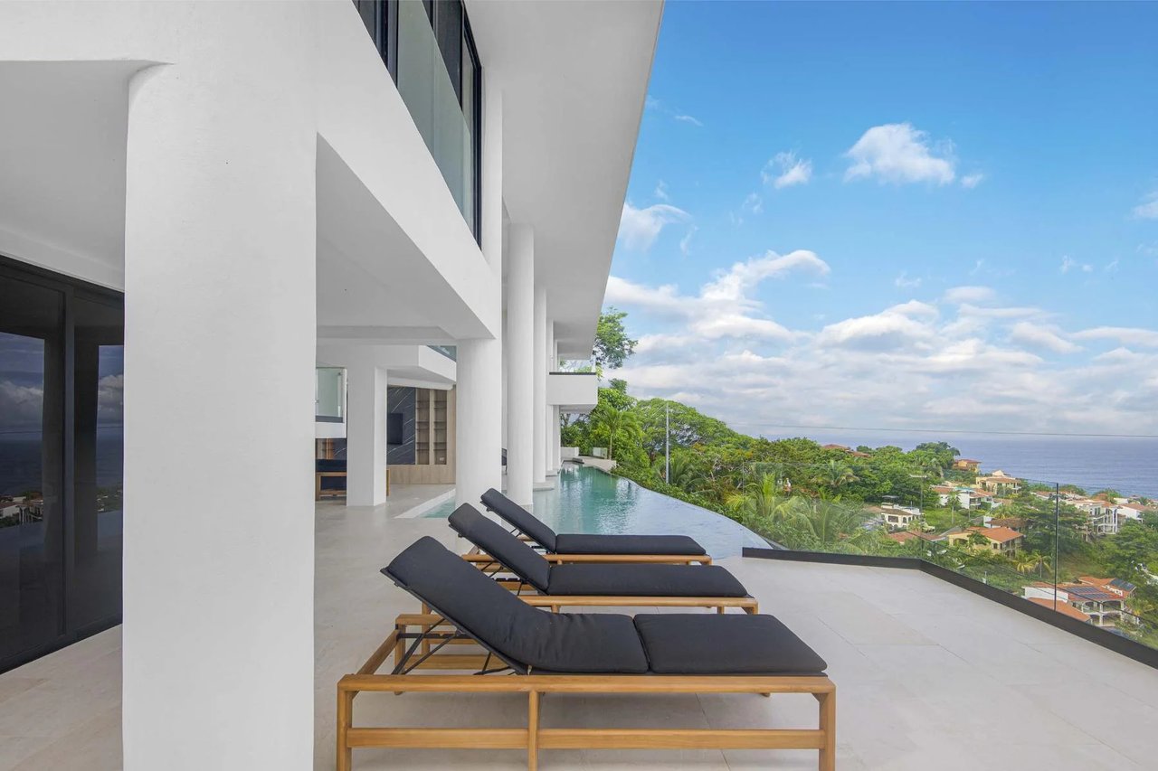 Cliffside Ocean View Estate, Jaco, Puntarenas